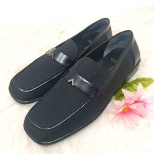 NWOT. Black Linea Via Via Loafer Style Shoes